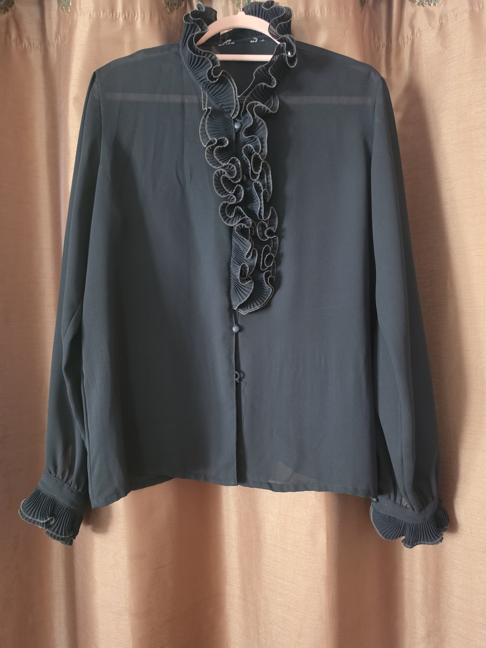 Ruffle-Front Long Sleeve Blouse - Black